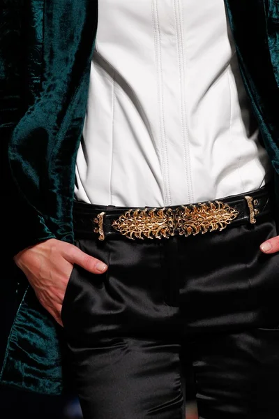 Look 73